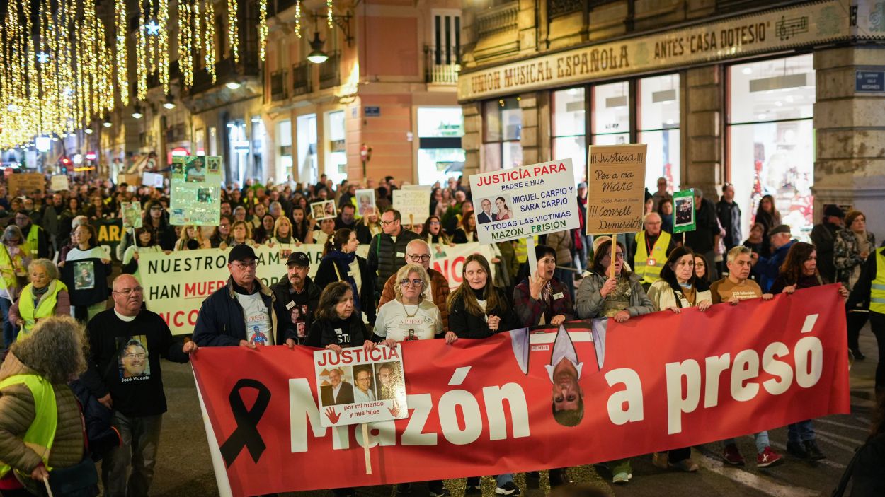 Víctimas de la dana exigen a Mazón que abandone la política
