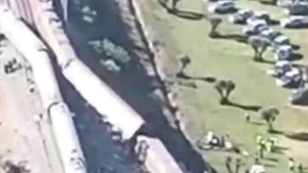 Los vagones del AVE y del Iryo fuera de la vía, vistos desde el helicóptero de la Guardia Civil
