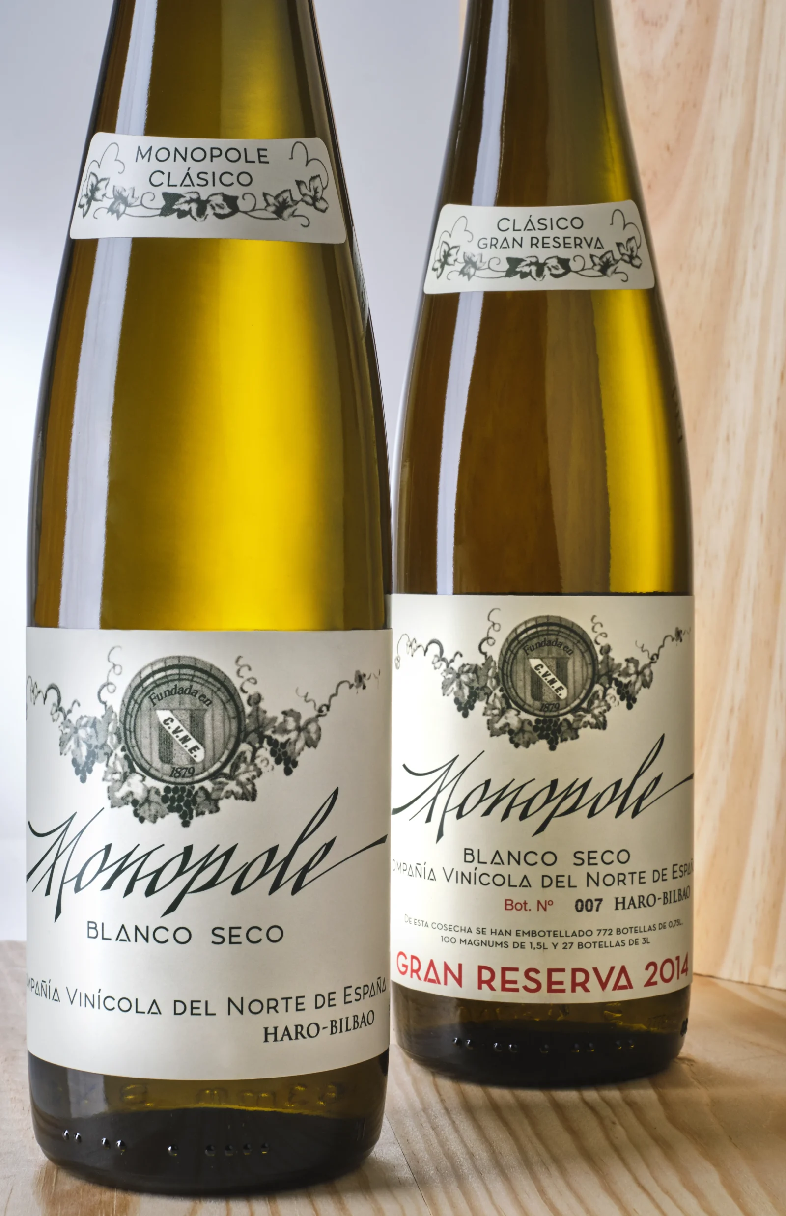 Monopole Clásico y Monopole Clásico Gran Reserva.