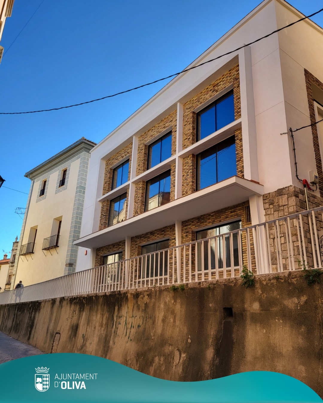Oliva abre la nueva Casa de la Cultura Salvador Cardona Miralles