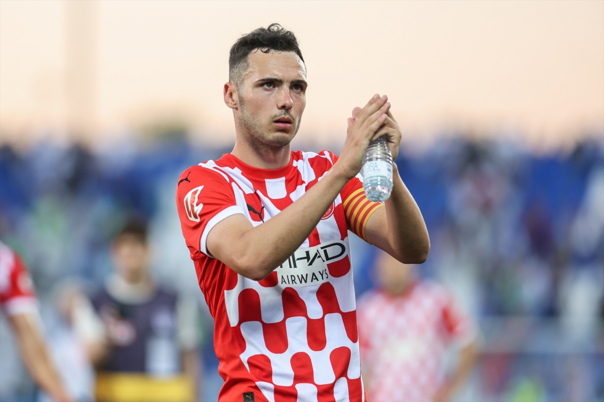 Arnau Martínez ficha por el Valencia CF: lo que implica para ti