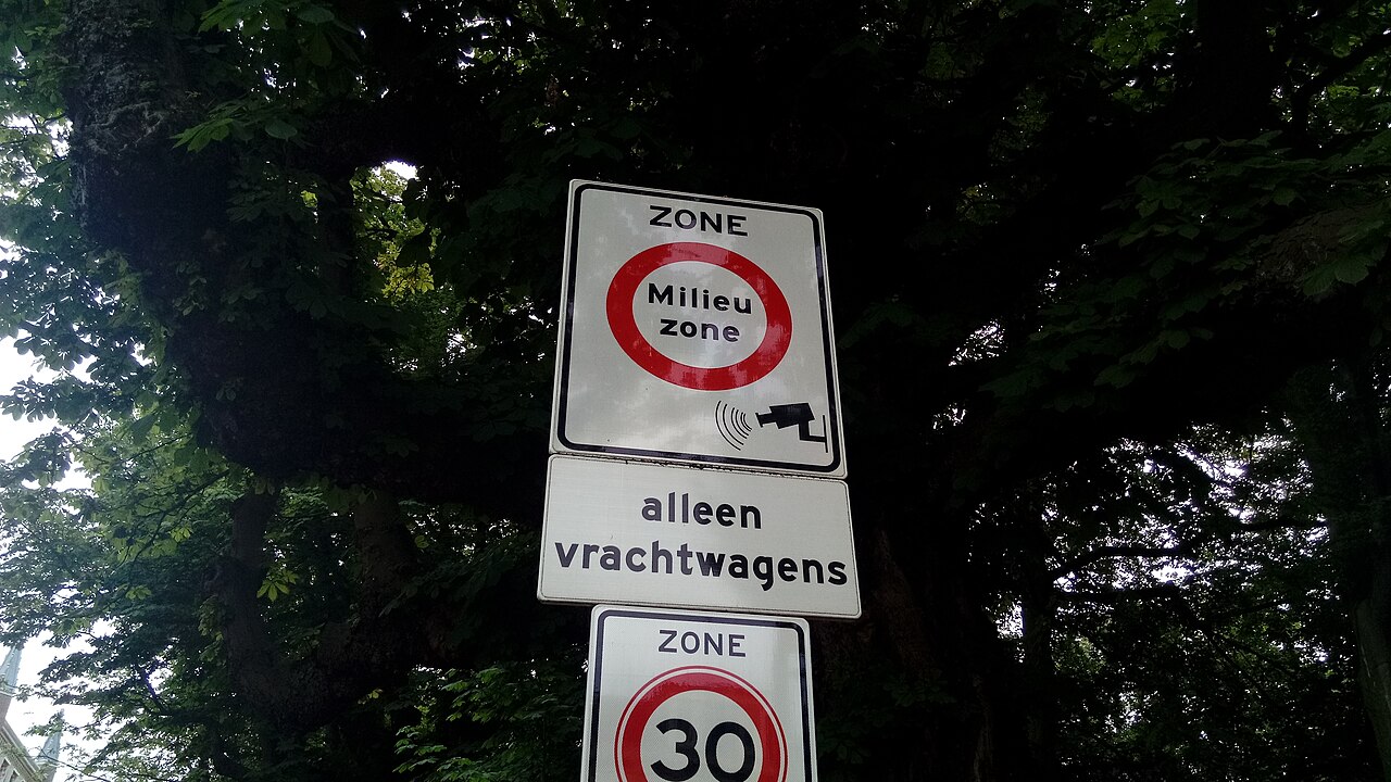 ZBE de Valencia: quién puede entrar y qué mirar antes