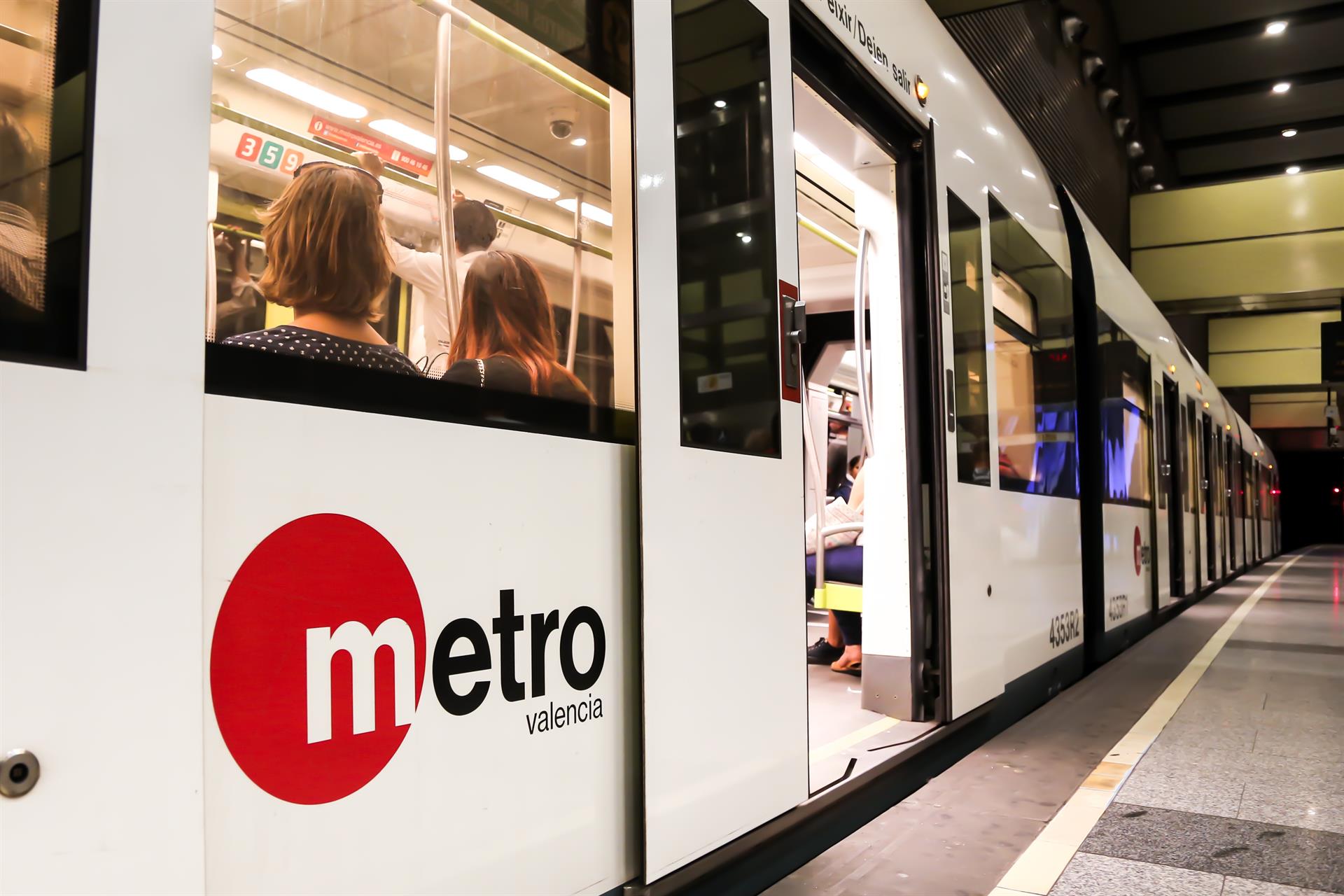 Metrovalencia en l'Eliana: la Generalitat busca solución definitiva