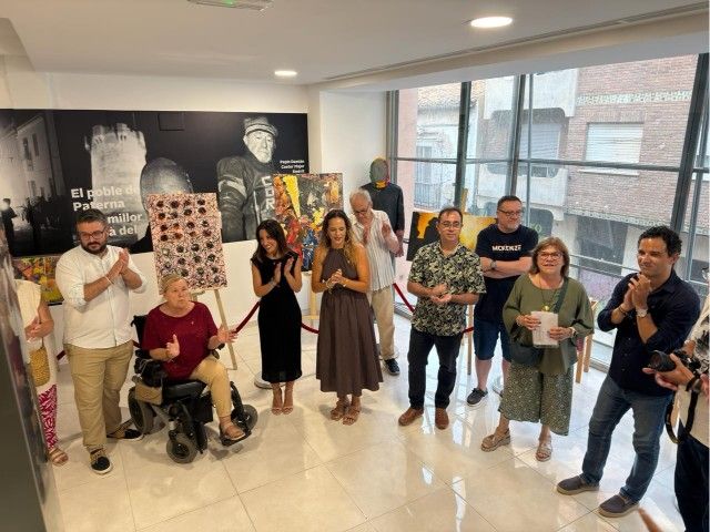 Foc i Festa: la exposición que lleva la Cordà a los lienzos en Paterna