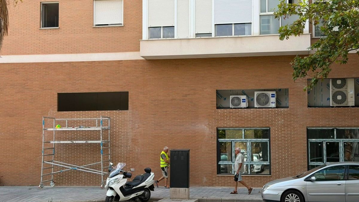 Obras de apartahotel en Benicalap: vecinos denuncian daños
